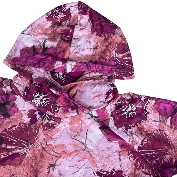 LuLaRoe size medium shades of pink floral hoodie with a kangaroo pocket EUC - Picture 2 of 9